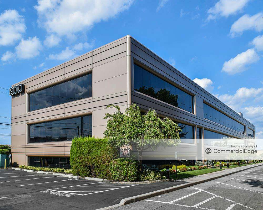 500 Old Country Road, Garden City, NY | Office Space